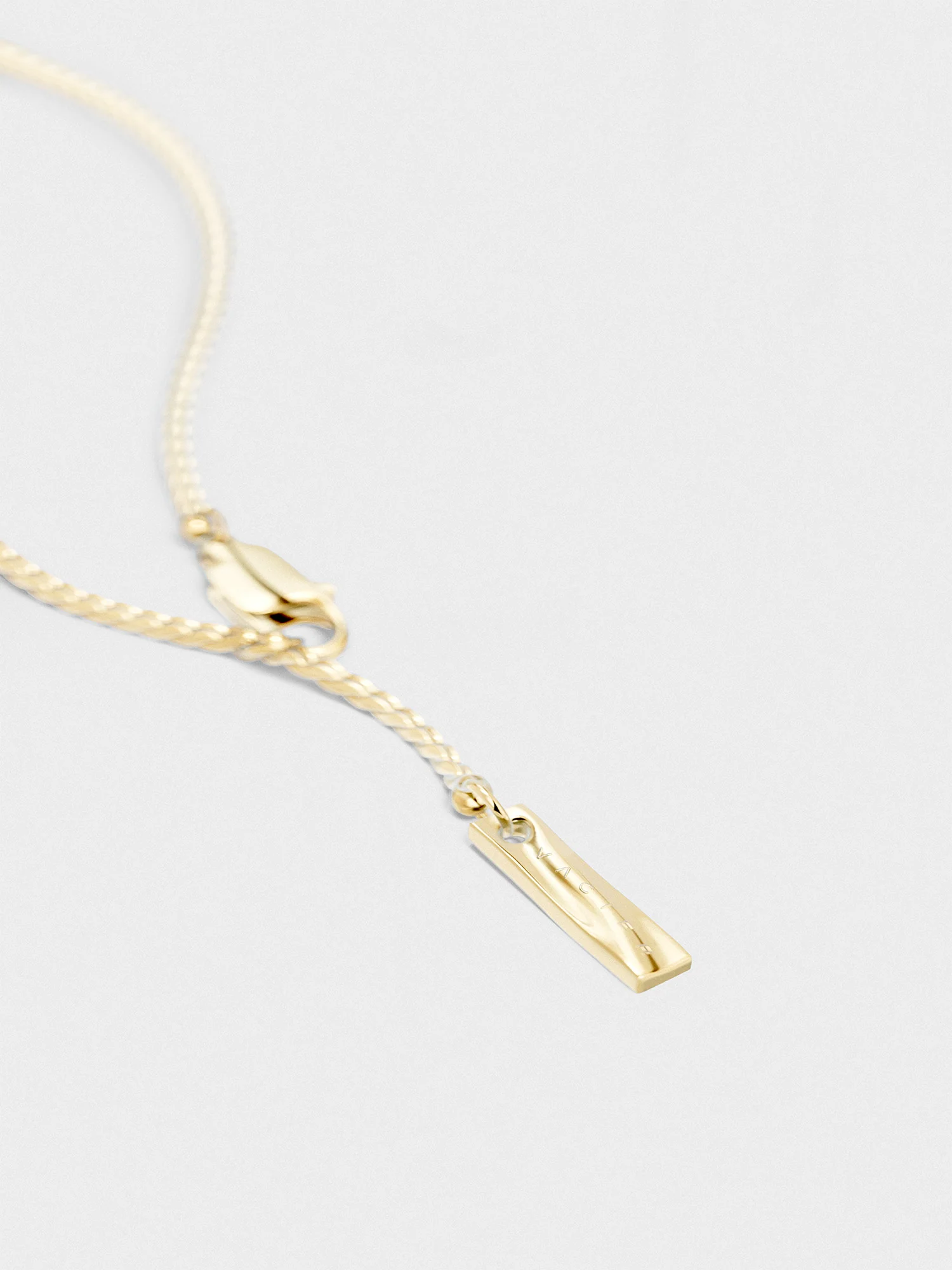 BRAID CHAIN NECKLACE - Image 3