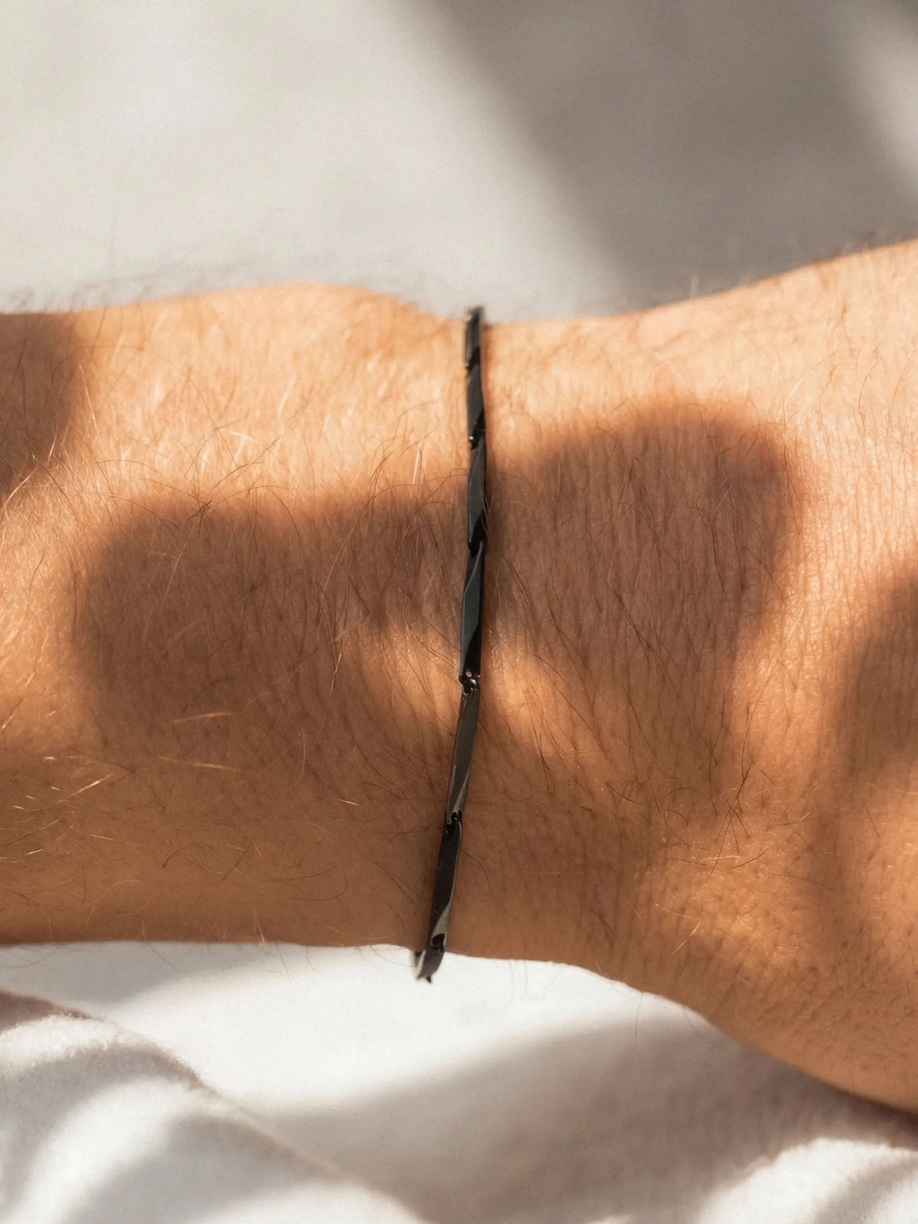 LINEAR CHAIN BRACELET - Image 12