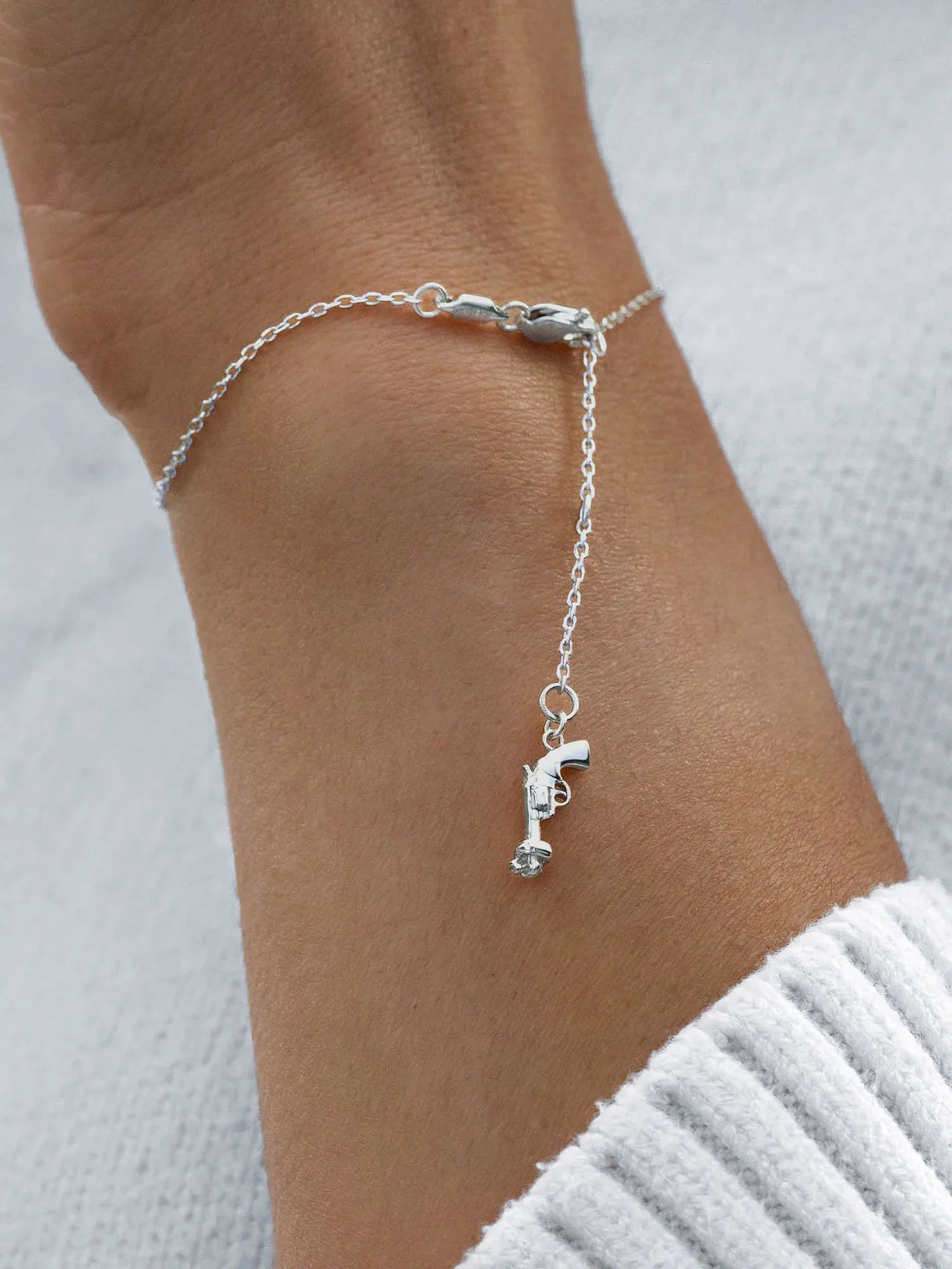 Non-Violence x Vacier Women's Chain Bracelet - Image 5